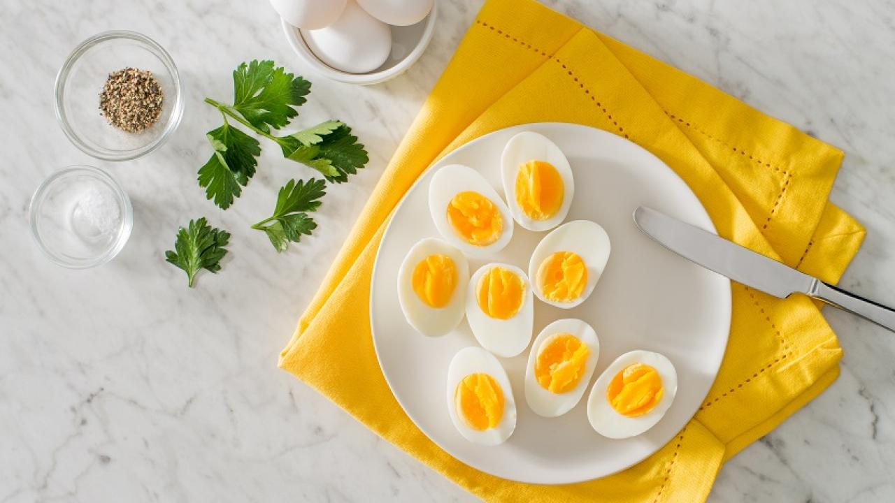 Everything You Need To Know About Boiled Egg Calories
