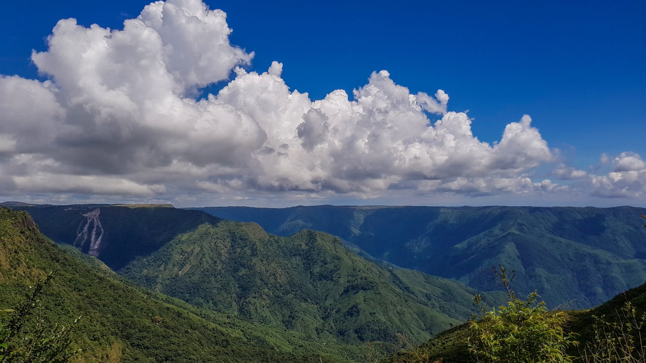 15 Amazing Places to Visit in Meghalaya - Where Nature Touches You!